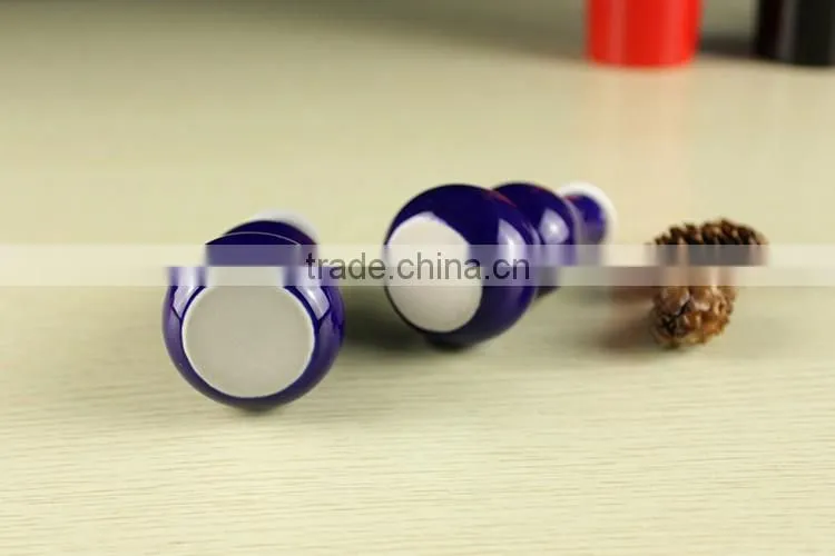 Traditional Chinese style calabash shape ceramic spice bottle