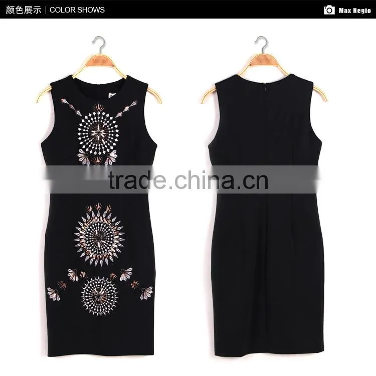 Maxnegio fashion designer woman bodycon embroidered dress