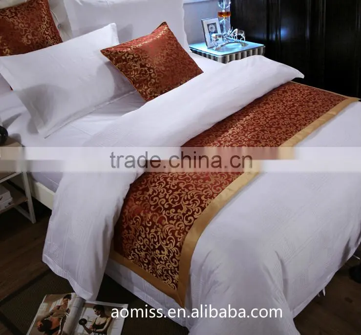 luxury 5 star hotel bedding cover with emboridery