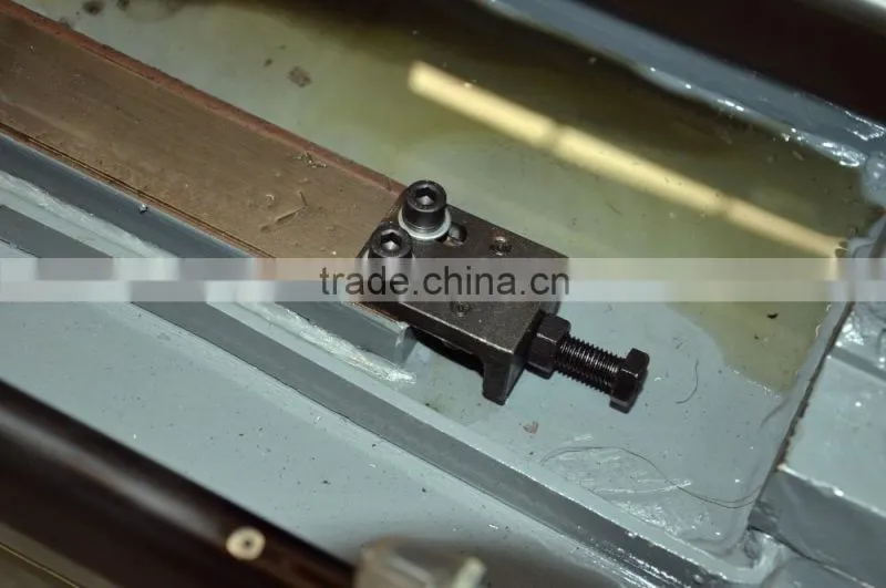 130Ton Precise Plastic Injection Molding Machine