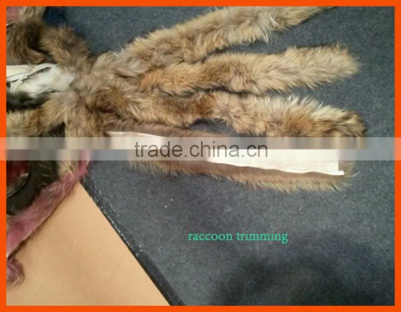 High quality natural white raccoon fur skin for sale