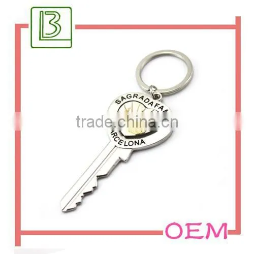 Custom Barcelona Souvenir Spin Key Shaped Keychain