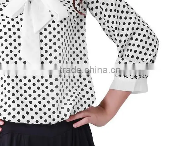 2015 black and white matched turndown with white tape spot leisure blouse