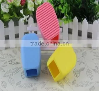 CY177 Mini Candy Colour Wash Board, Silicone Hand-Held Washing Clothes Brush Cleaning Laundry Washboard