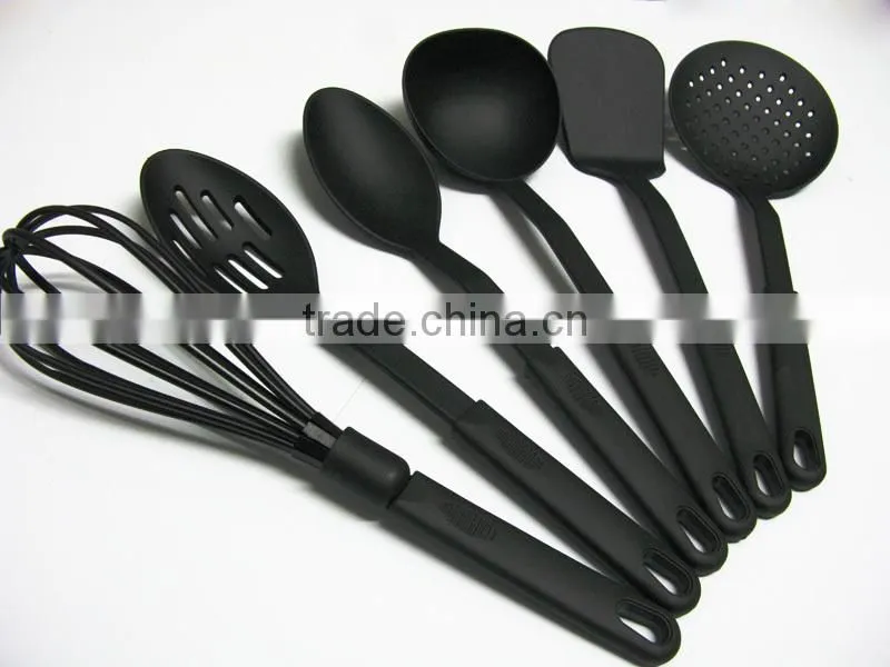 high quality 6-Pieces Nylon Utensil Set