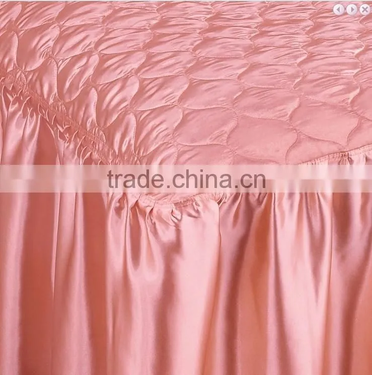 4 pcs Satin Bedspreads set