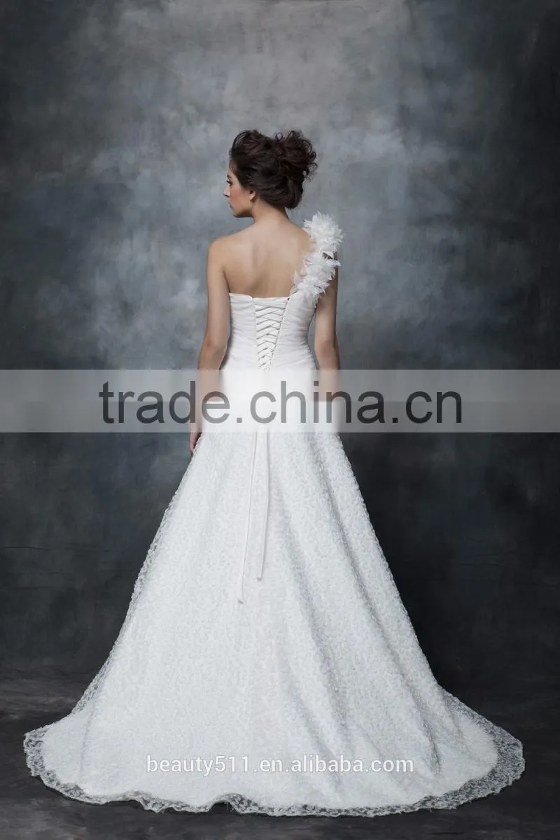 Wholesale Elegant A-line Sweetheart one shoulder Lace wedding gown with Long Sleeves wedding Bridal dress AS284