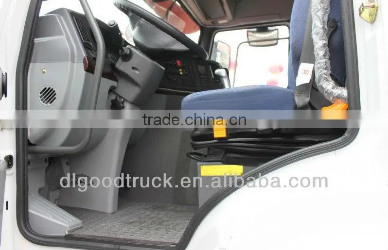 HOWO 8x4 road wrecker truck