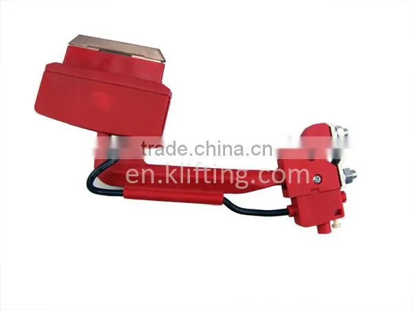 Safe power conductor bar wood electric pole with best quality
