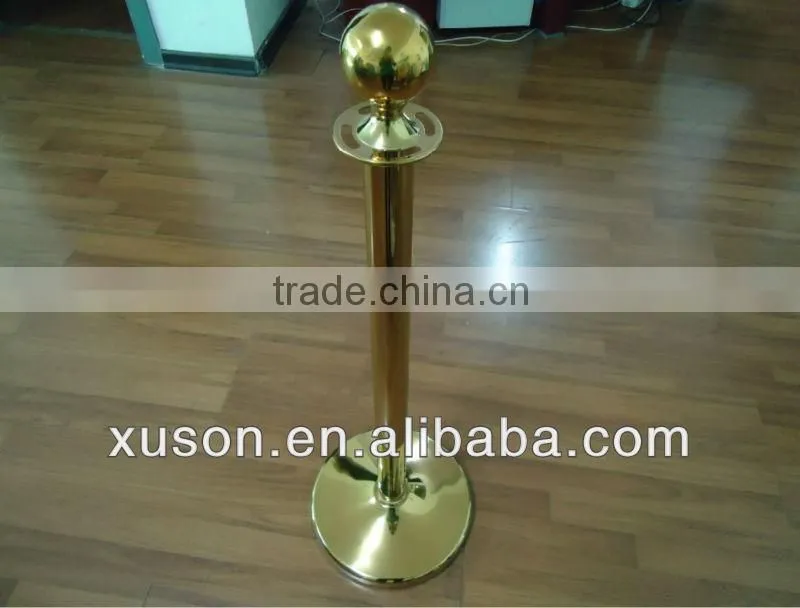 gold Round ball rope barrie with red carpet for wedding