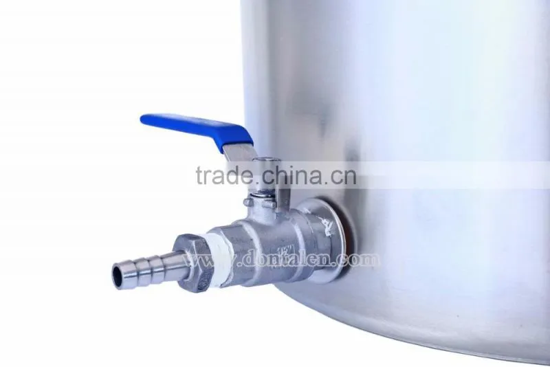 Stock Pot with Faucet