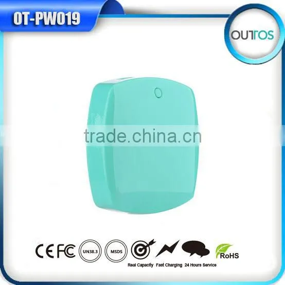 Wholesale high capacity dual usb power bank 8400mah for smartphone