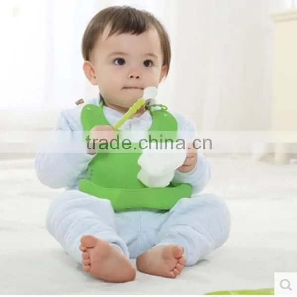 alibaba supplier hot waterproof FDA silicone baby bibs