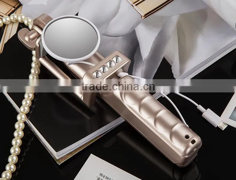 Hot Sale Fashionable Mirror Selfie Stick With Flash lights