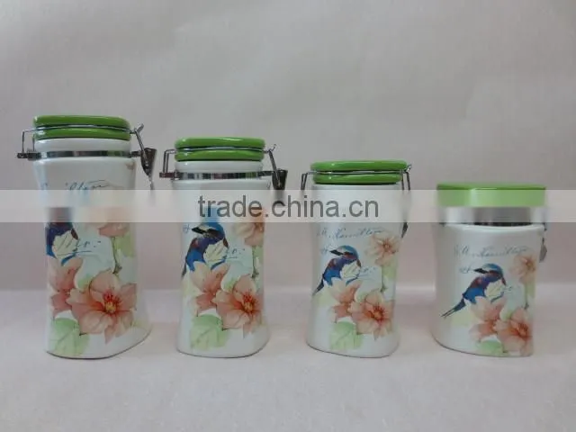 2015 new fine decal design ceramic egg cup holder