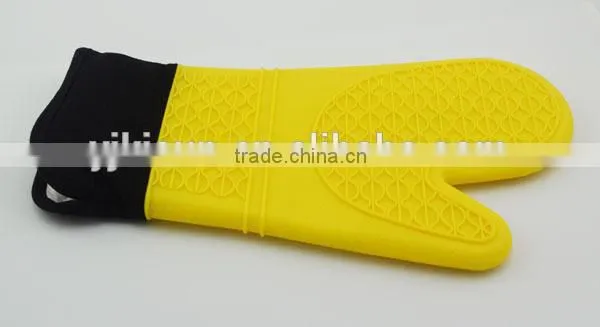 FDA Kitchen Waterproof thick BBQ silicone glove