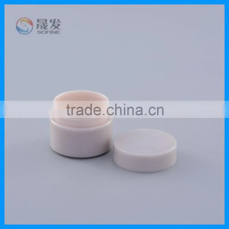 Round pp small cosmetic empty jar