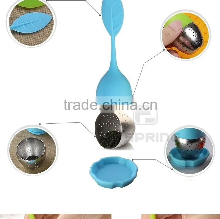 Submarine shaped silicone tea hold