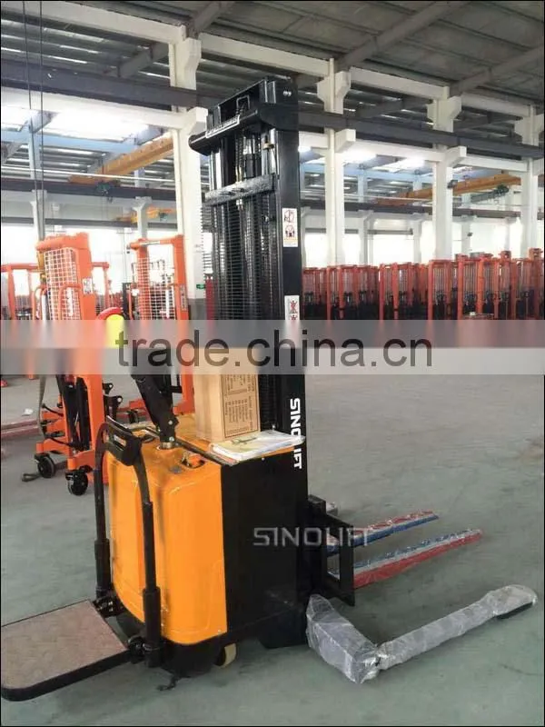 CDD-A-W Straddle Leg Hi-lift Full Electric Stacker