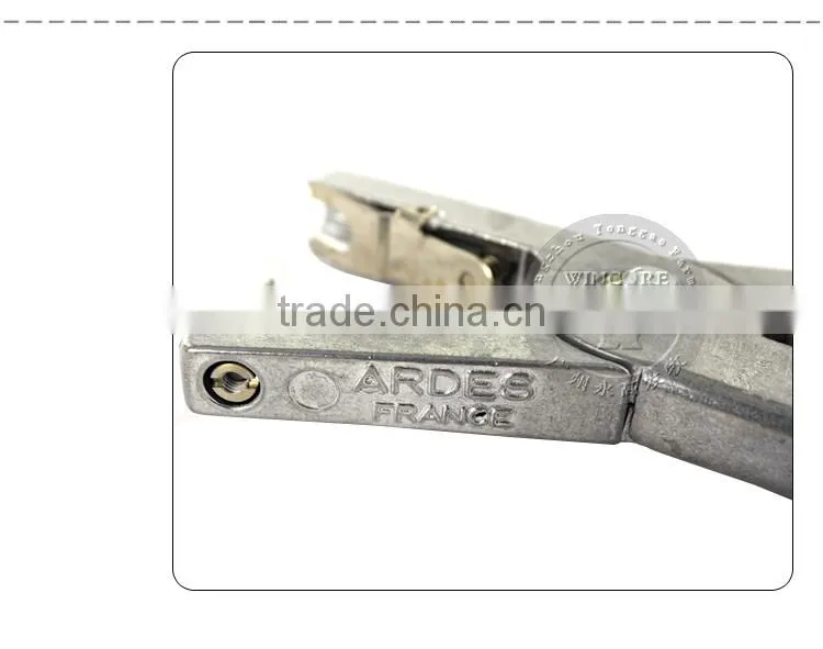 High quality durable stainless steel cattle ear punchers