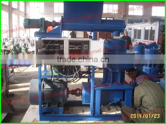 vertifical ring die straw / tree branches /agriculture /biomass wood pellet machine with automatic lubricating system