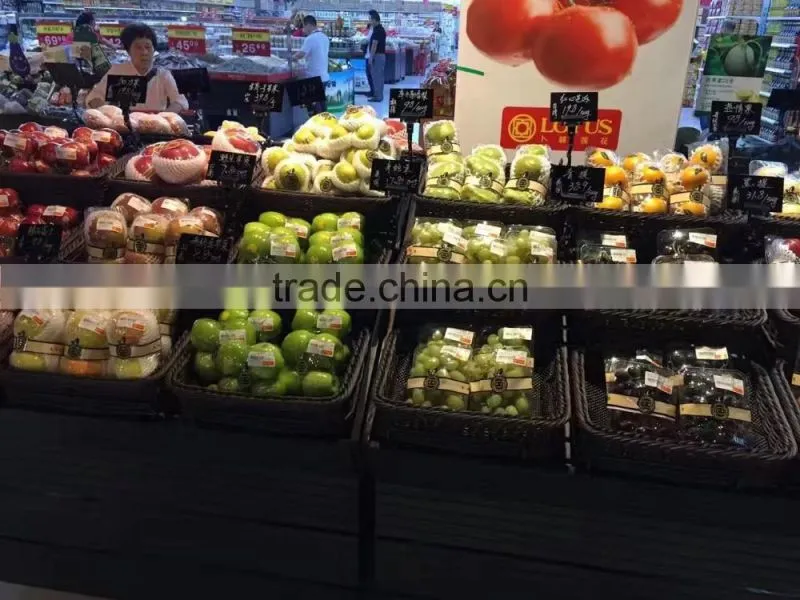Wholesales washable PE rattan handewoven folding plastic basket used for hotel laundry storage