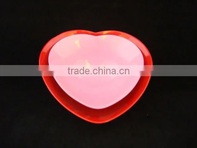 Plastic heart shaped bowl in soild color