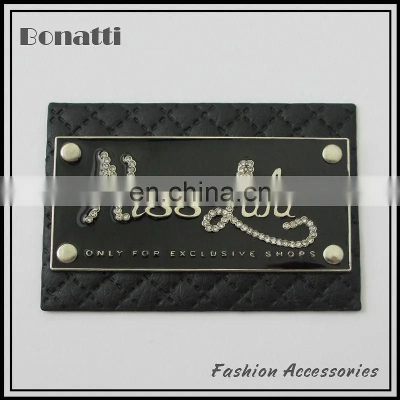 2013 latest design clothing leather labels