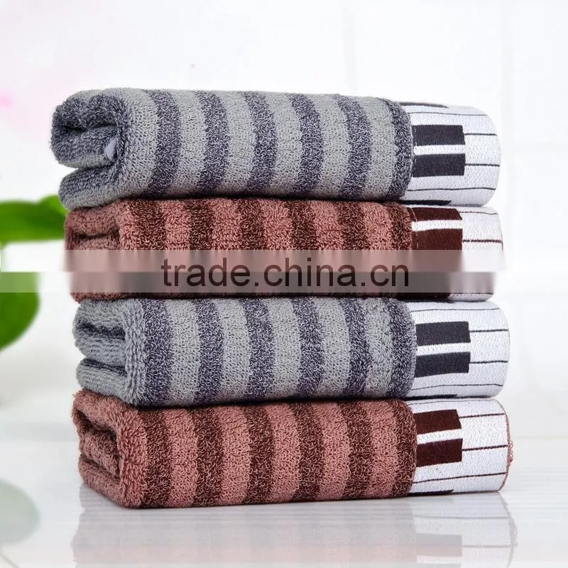 Wholesaler Custom Cotton Jacquard Beach Towel