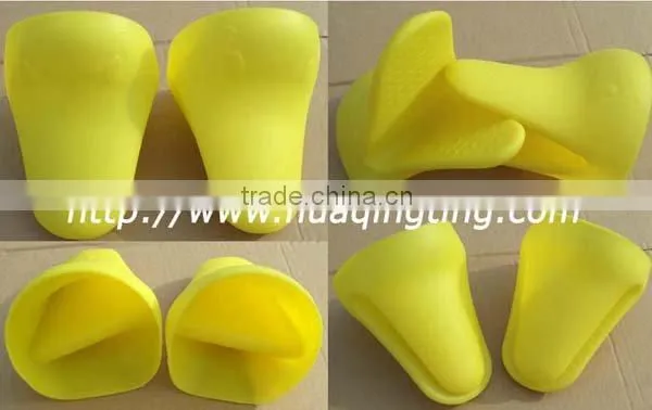 animal silicone oven mitt