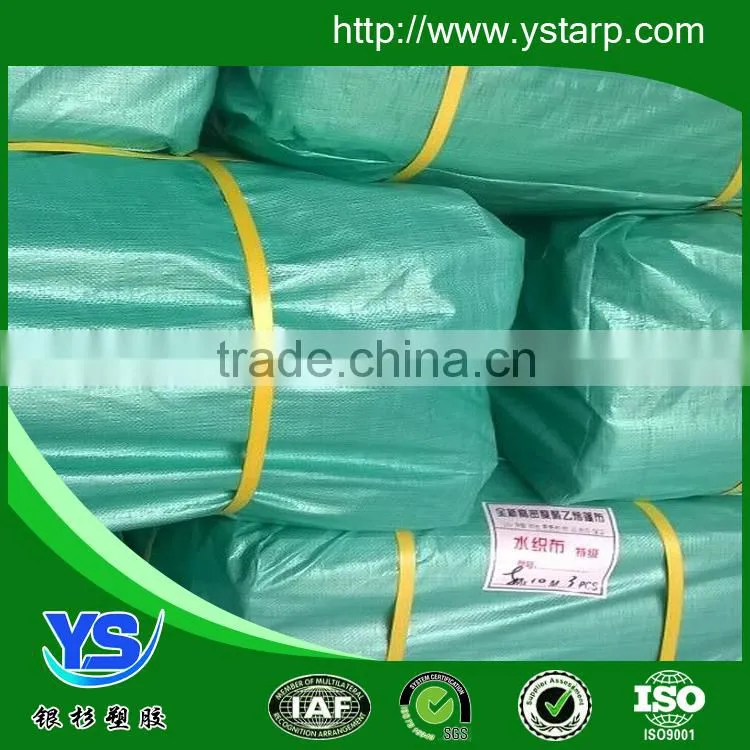 Tarpaulin with non-woven fabric laminating fabrics