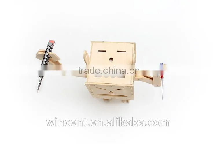 Painting DIY Creative Natural Wooden Robot Tissue Box