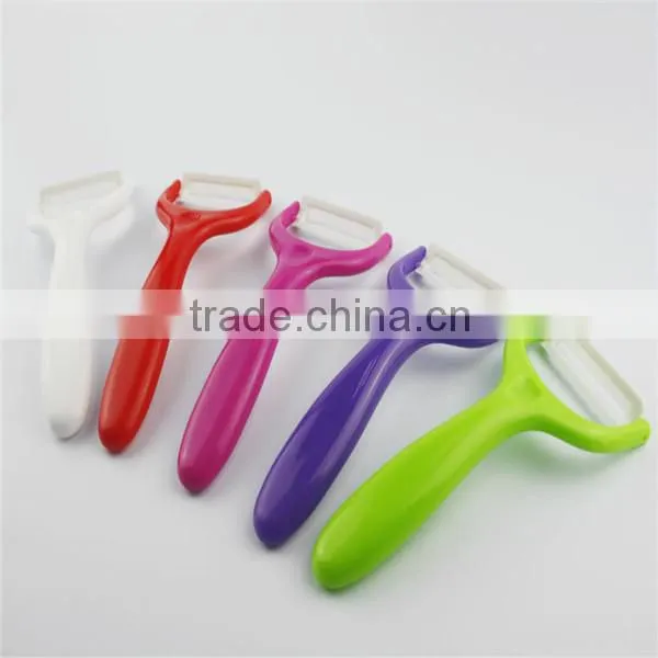Different types of cucumber peeler