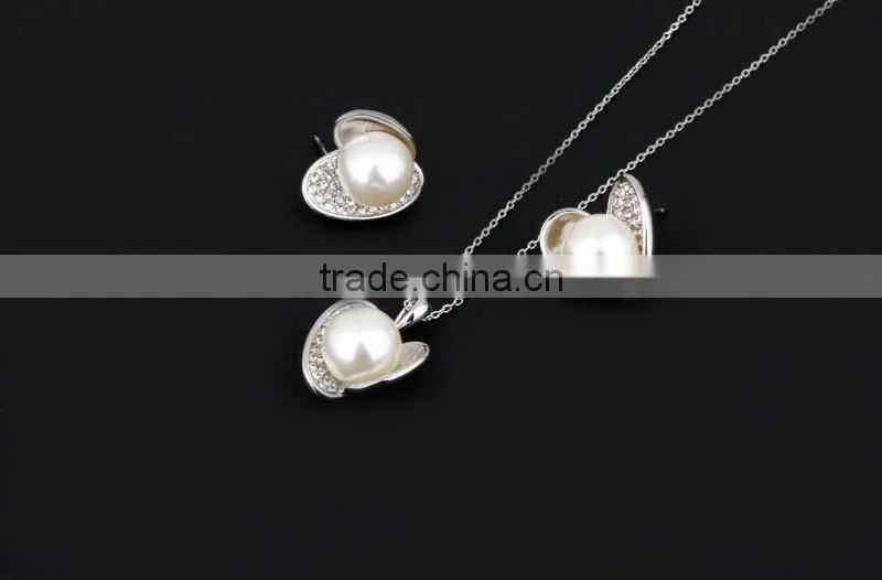 Plated White Gold Wholesale Price Fashion Freshwater Pearl Accessories