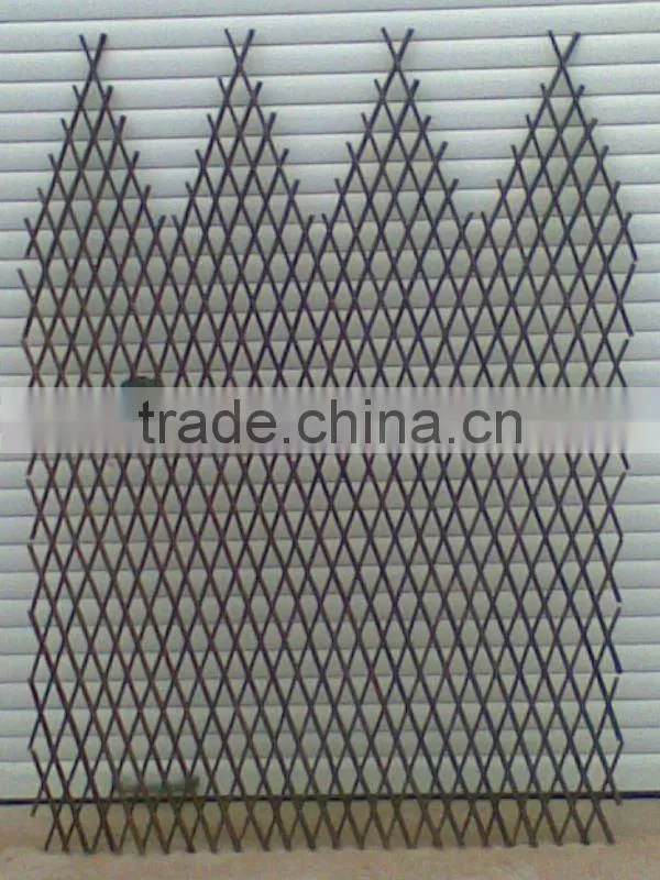 willow trellis