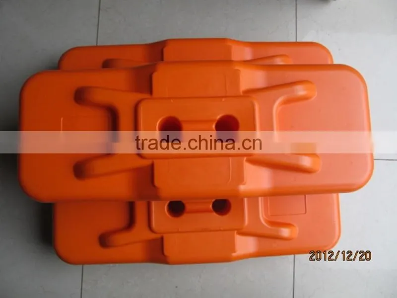 2016 the best selling HDPE UV orange color portable outdoor temporary fence base