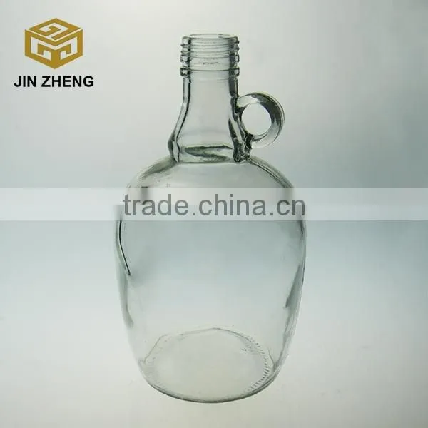 China suppliar 1.5L clear wine glass bottle with handle