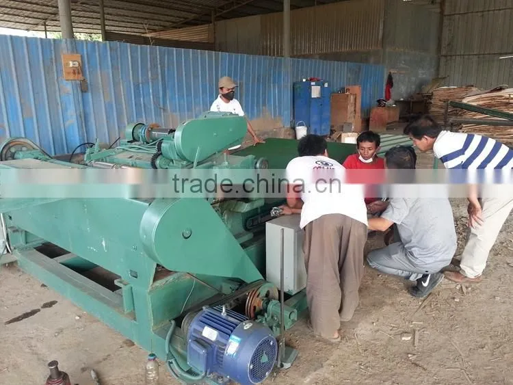 natural veneer peeling machine / rotary veneer cutting machine / timber peeling machine