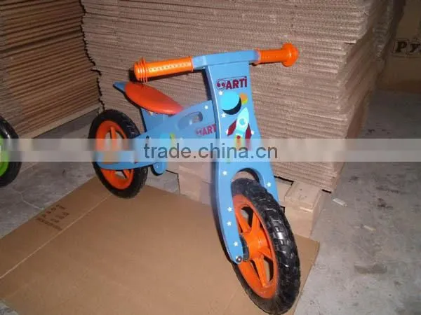 2016 best sale lovely wooden baby tricycle W16A024