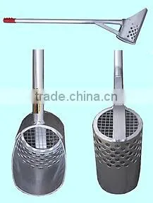 shovel with hole