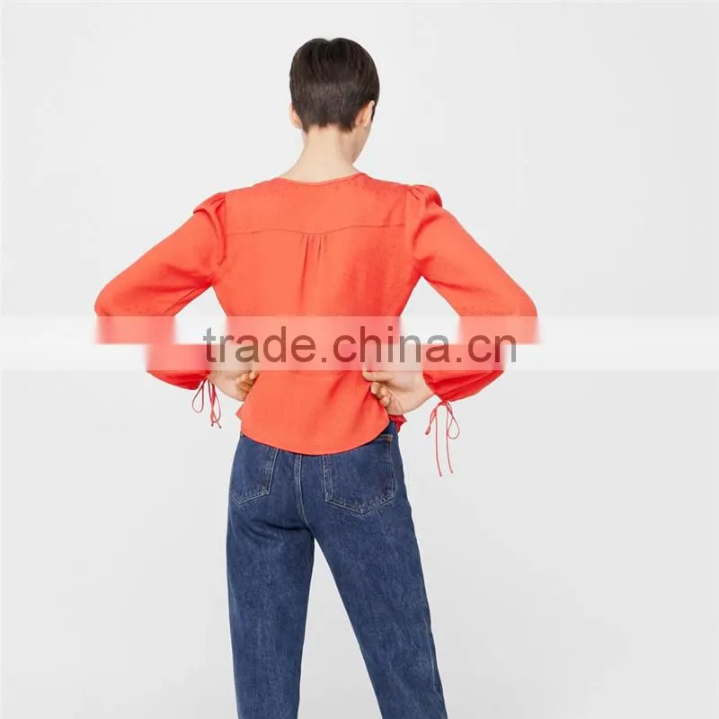 2017 newest style factory directly produce Flowy Fluted hem Button front blouse