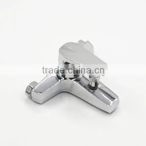 2015 good quality brass cold and hot water mixer bath faucet