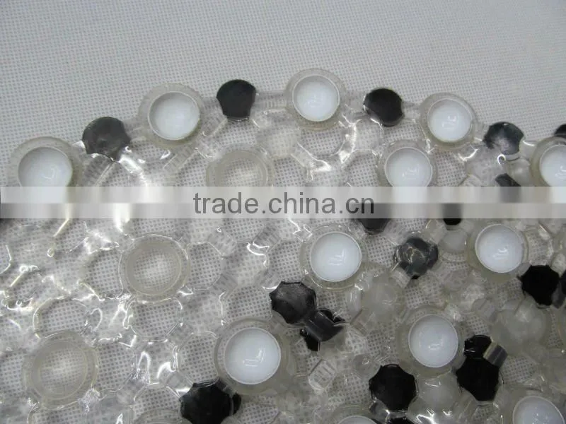 New design color changing washable pvc shower mat supplier
