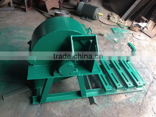 Wood branches and leaves grinding machine/crusher