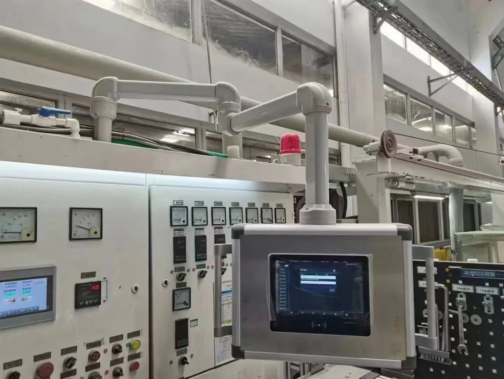 Industrial Cantilever Control Box: High-Quality HMI Enclosure for Automation Industry