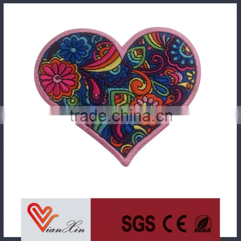 Wholesale cheap custom souvenir embroidered patches no minimum