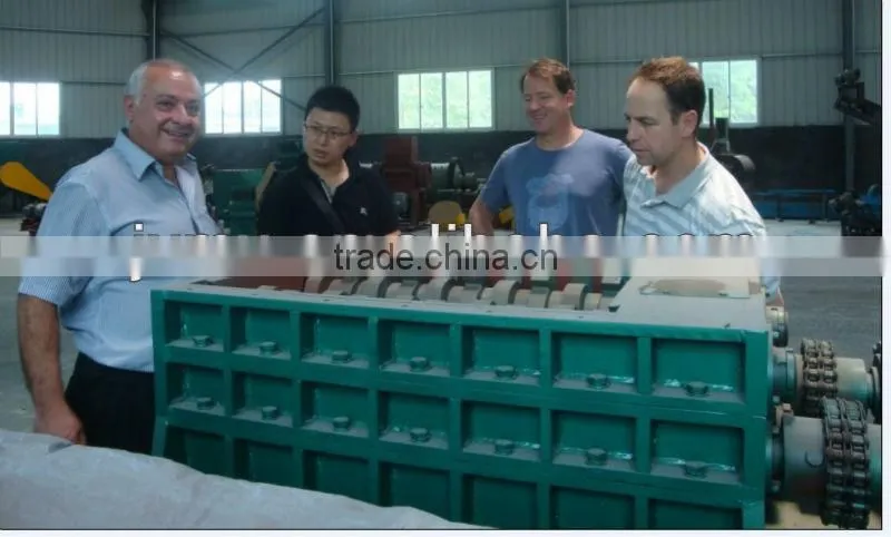 High torque scrap rubber Tyre 4 shaft shredder