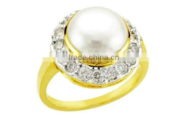 Brilliant Cut Gold Diamond Rings