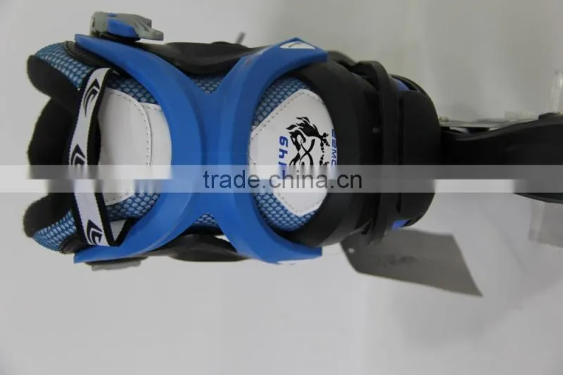 Aluminum Frame Professional Roller Skates Outdoor Sports Shoes Flashing Roller Inline Skates Shoes Professional OEM Acceptable