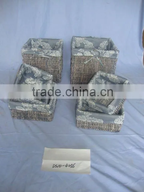 set storage basket